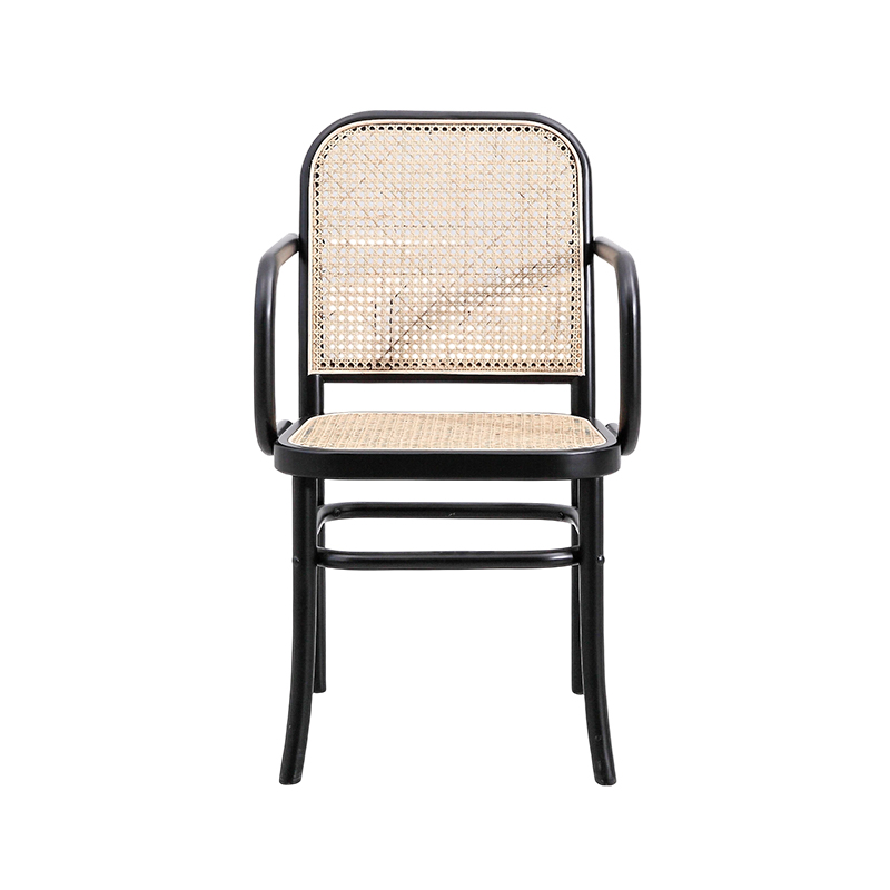 黑色框架藤编木椅